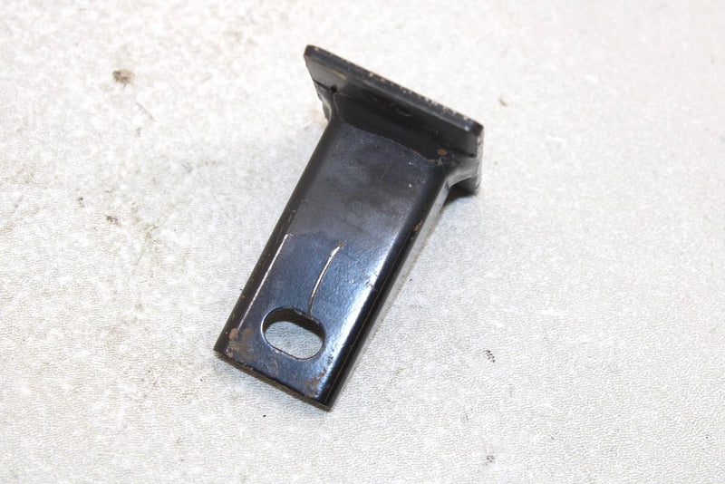 00 Polaris Trail Blazer  Oem Front Engine Mounting Bracket 1040687-067 Q3974