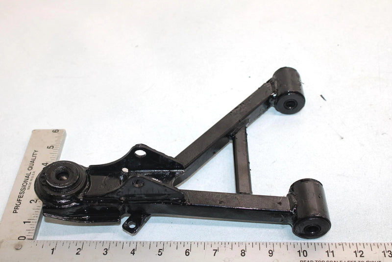 04 Yamaha  Bruin 350 Auto 2wd Oem Front Upper Right A Arm 5ND-F3550-10-00 AY36