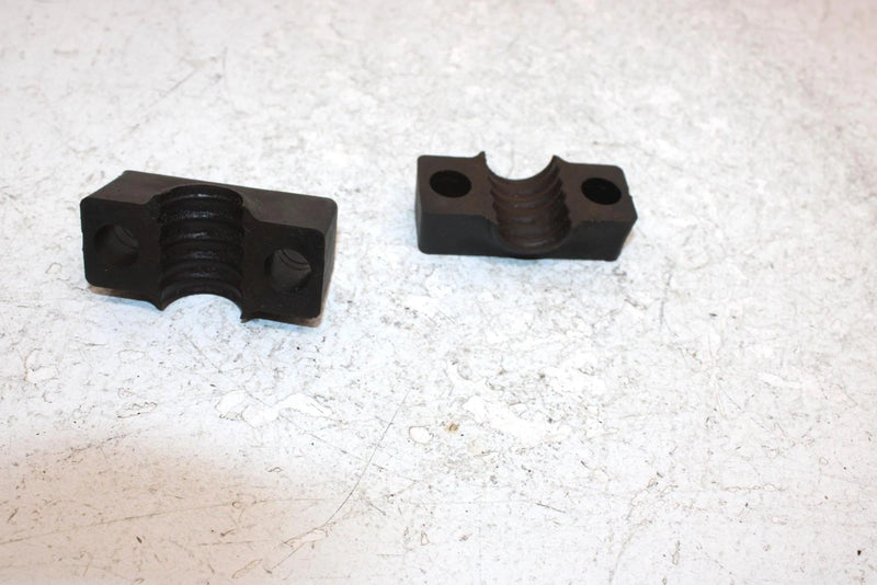 2005 Arctic Cat Atv 650 Oem Steering Post Bushing 0405-139 0405-138 AA27