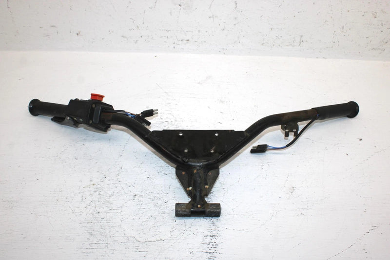 1998 Polaris 500 Oem Steering Handlebar W/Throttle 5431592 1823169-067 SP39