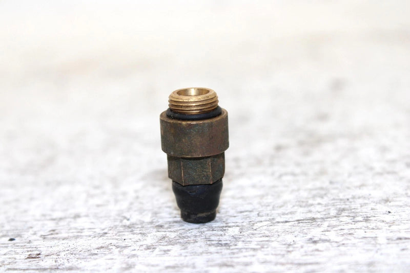 1995 Yamaha Vmax 600 Le Oem Holder 8AY-14261-00-00 Q4483