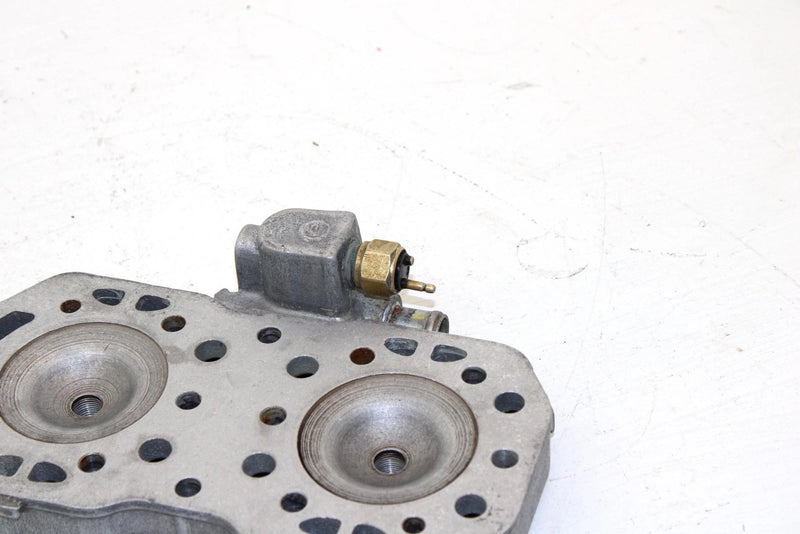 1997 Polaris 500 Indy Oem Cylinder Head Cover 3085428 SP15