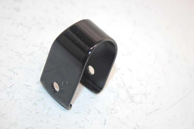 86 Honda Trx250a Oem Front Bumper Mount 81305-958-680 AH30