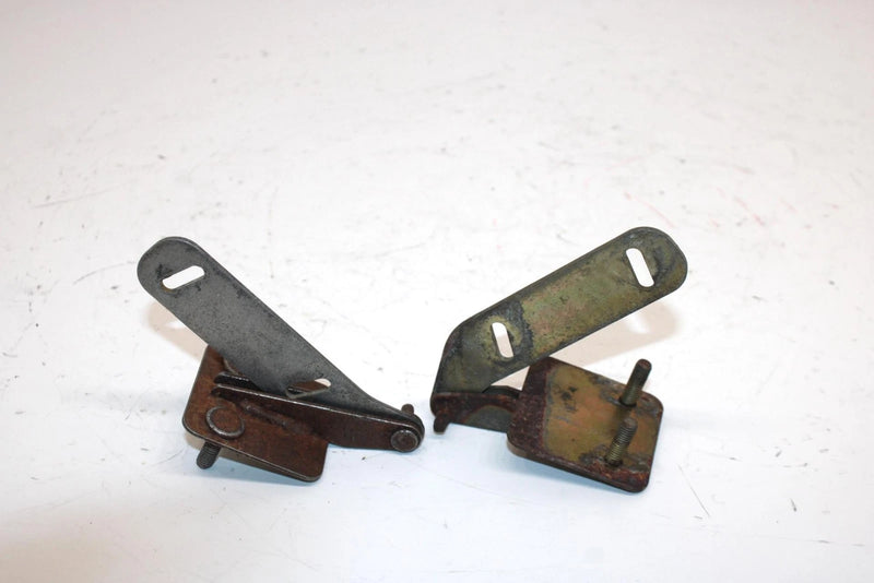 1996 Ski-doo Touring Sle Oem Lower Hood Hinge Pair 517261000 SS27