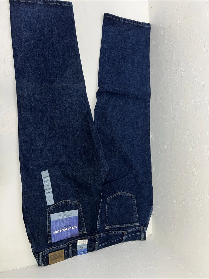New Men’s Wrangler Blues Dress Easy Relaxed Fit Denim Jeans. 20x32 J-3