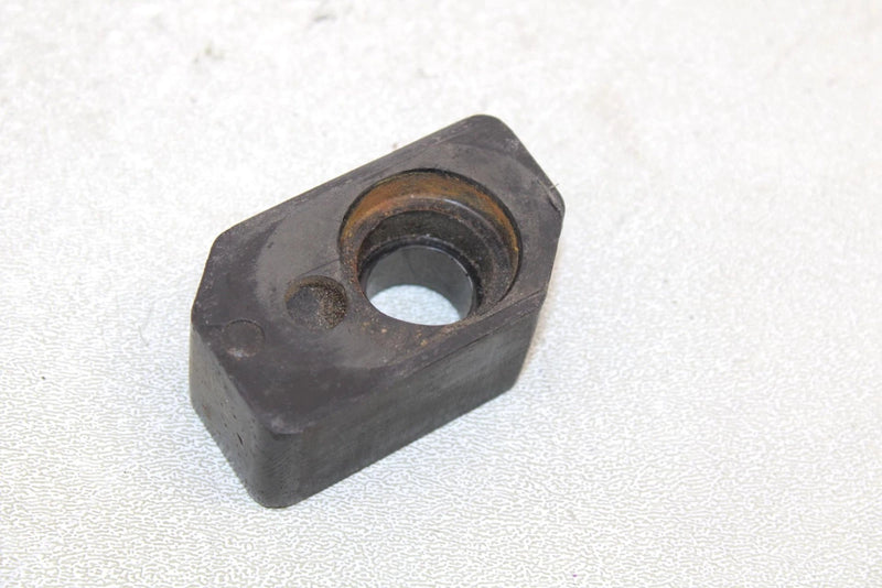 06 Polaris Fusion 900 Oem Right Tensioner Slider Block 5434886 SP3