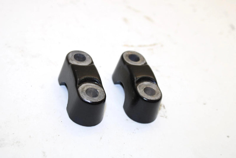 1999 Kawasaki Bayou 300 Oem Handlebar Clamp Pair 46012-1168 AK10
