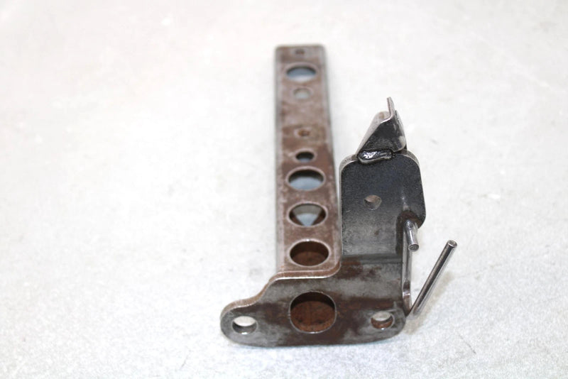 2000 Yamaha  Grizzly Oem Rear Right Foot Rest Support 5GT-27421-00-00 AY35