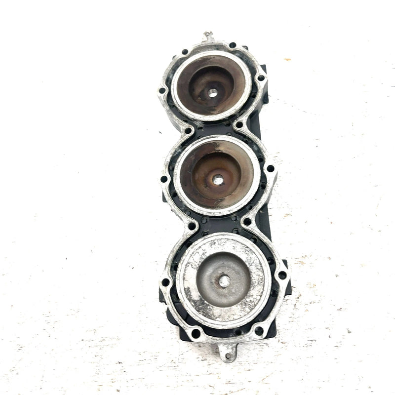 1998 Yamaha WaveRunner XL1200 OEM Cylinder Head 65U-11111-00-94 JY26