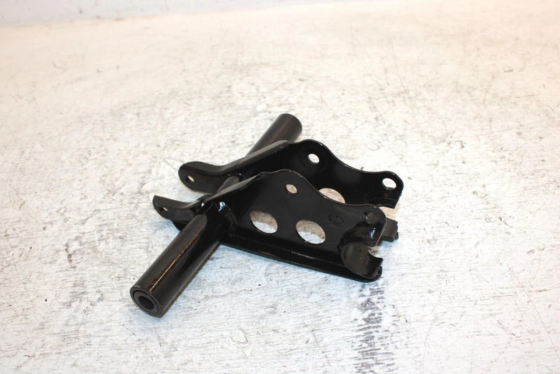 1998 Ski-doo Mach 1 700 Oem Rear Skid Shock Mount 503182800 SS3
