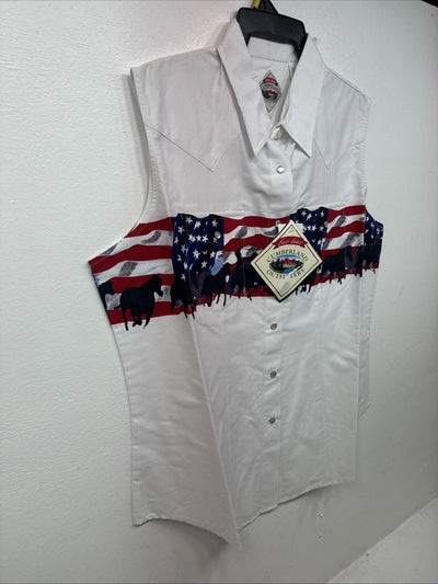 New Women’s Cumberland White Design Short Sleeve Pearl Snap Large KK-77