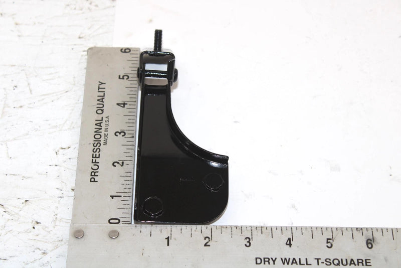 1988 Yamaha Bravo Oem Right Hinge Assembly 8R4-77140-00-00 SY72