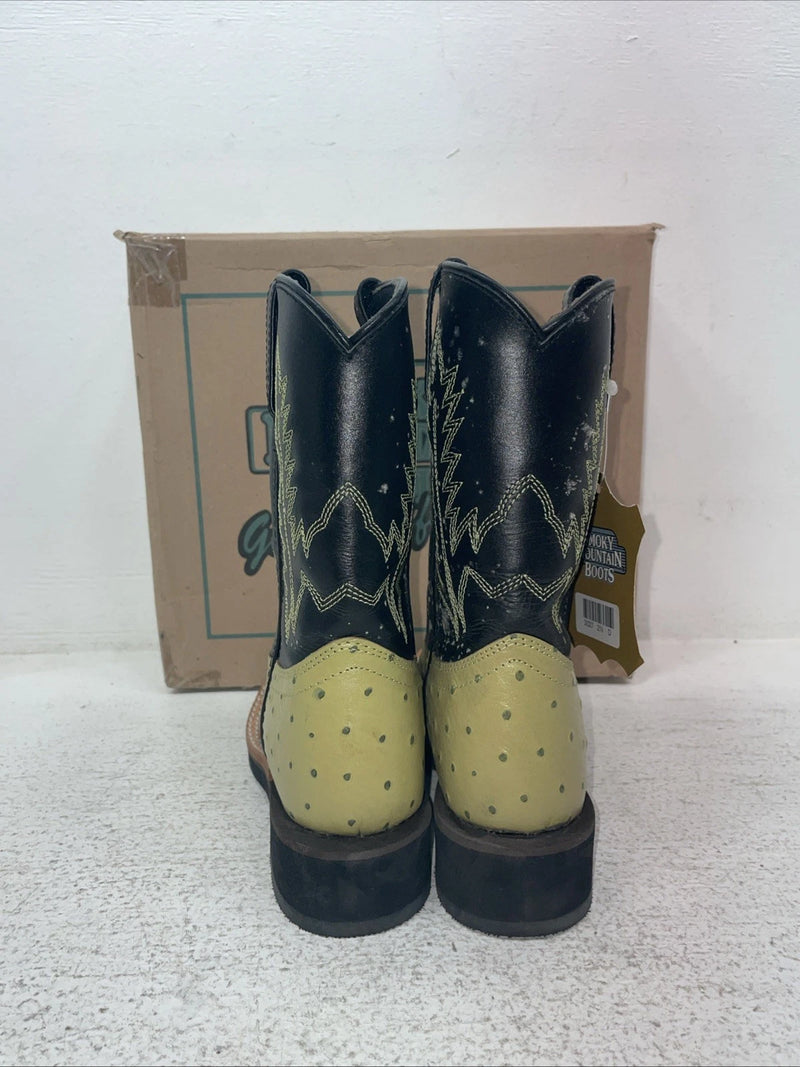 New Kids Green Smoky Mountain Cowboy Boots. 3027 C /.5 2 1/2. 23-148