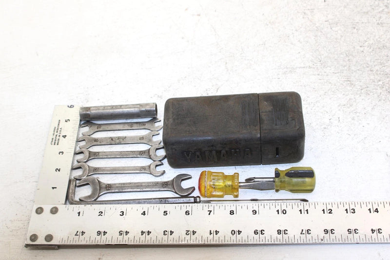 1999 Yamaha Vmax 600 Sx Oem Tool Kit 8CR-28100-00-00 SY5