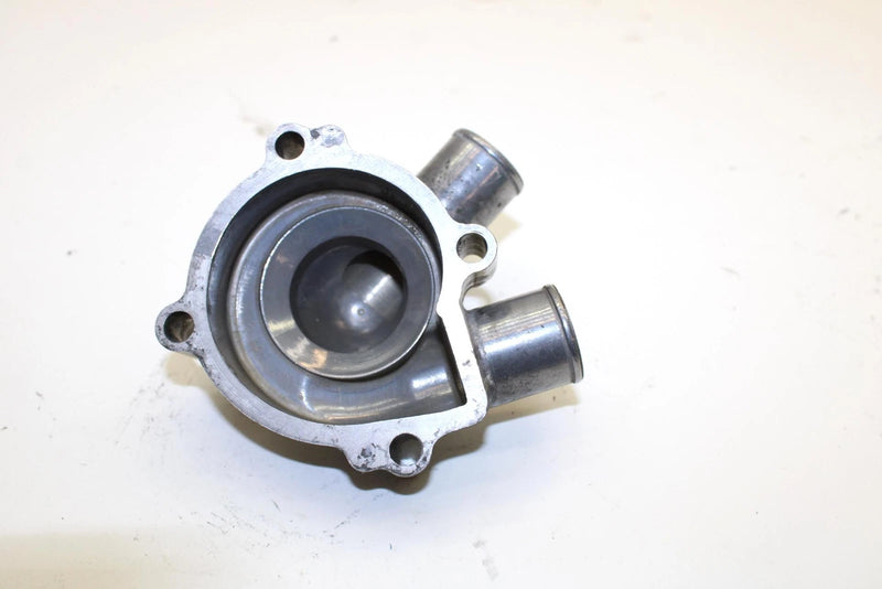 95 Yamaha Vmax 600 Oem Engine Water Pump Impeller Cover 8AB-12422-01-00 Q2594