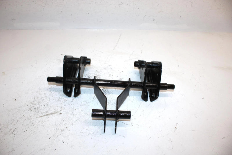 99 Arctic Cat Panther 440 Oem Skid Bracket Set 0704-310 0704-311 SA29