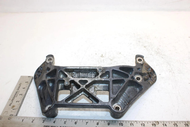 97 Yamaha 1100 TripleWaveventureOemFront Engine Mount Plate 63M-21415-02-94 JY24