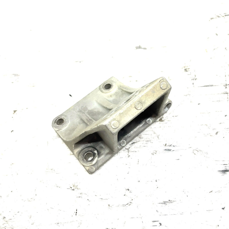 2001 Yamaha WaveRunner XLT1200 OEM Rear Engine Mount 68N-21426-00-94 JY27