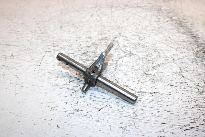 1997 Yamaha Venture Tr Oem Shift Fork W/Shaft 88T-18511-00-00 SY15