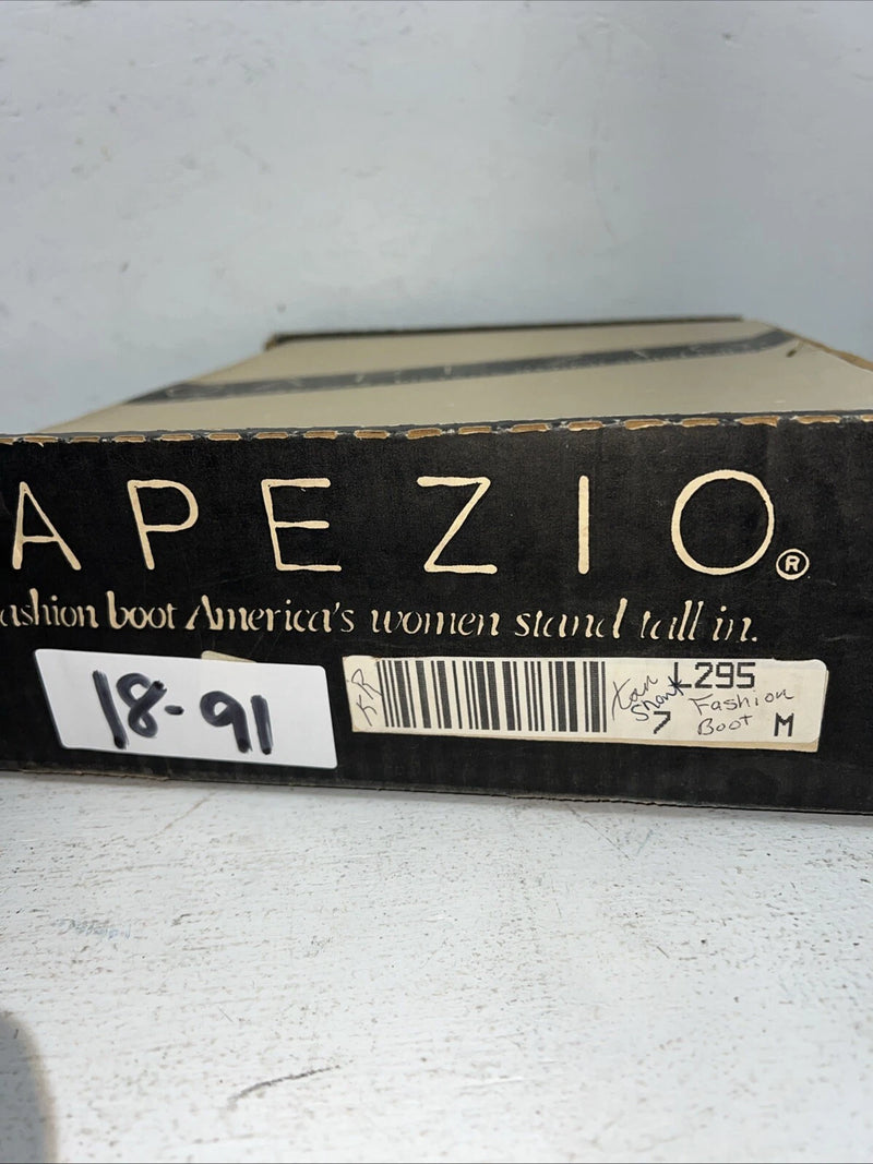 New Women’s Brown Capezio Cowboy Boots. L 295 7 M. 18-91