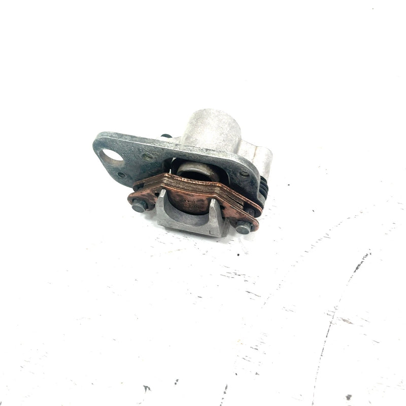 01-02 Polaris Magnum 325 4X4 OEM Front Brake Caliper Pair 1910547 AP246