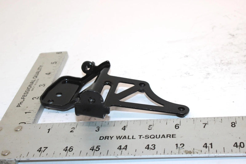 09 Honda Trx 500 Fpea Foreman P/s Es Oem Left Oil Cooler Stay 15620-HP0-B00 AH17