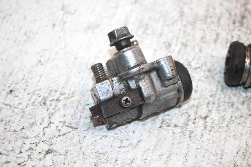2000 Honda Trx300 Fourtrax 4x4 Oem Front Brake Cylinder Set 45310-HC5-006 AH37