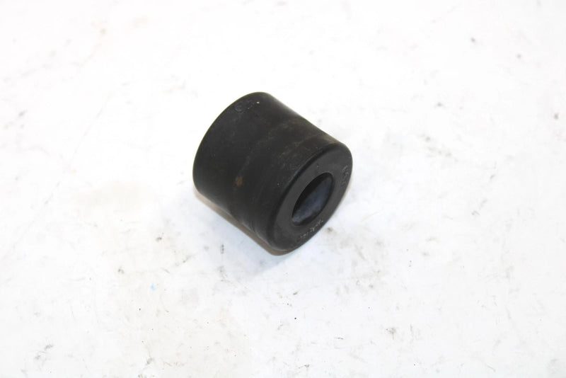 2005 Yamaha Rs Vector Er Oem Suspension Roller 8ES-47429-00-00 SY59