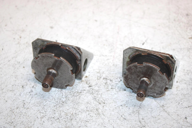 02 Ski-doo Grand Touring 500 Oem Engine Mount And Bracket Set 570128700 SS24
