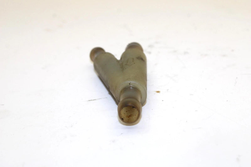 2001 Yamaha Waverunner Xl800 Oem Hose Joint 63M-12581-00-00 JY6