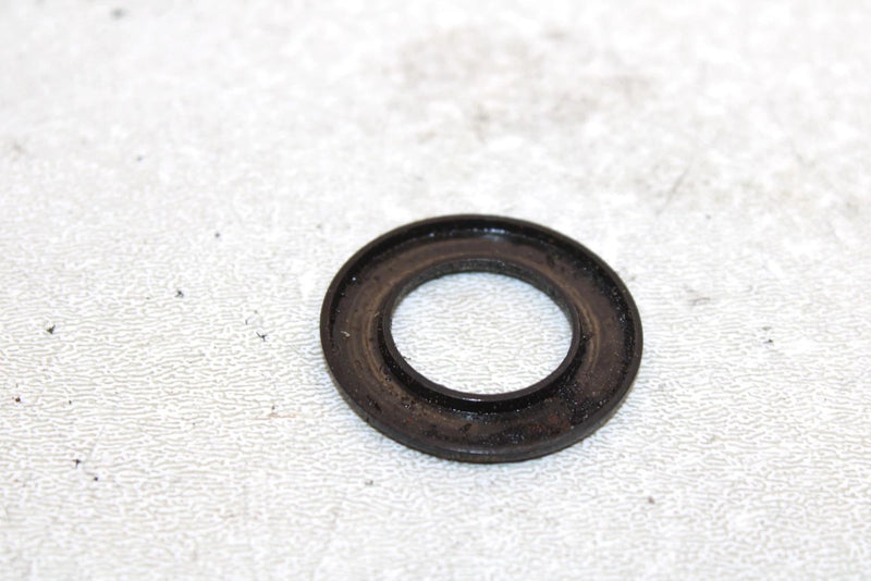 10 Polaris Fst Touring  Oem Valve Spring Pad 0451439 SP204