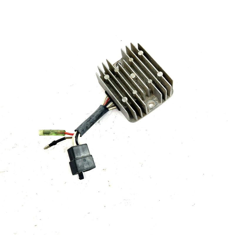 null Yamaha Timberwolf 250 YFB250 OEM Voltage Regulator 4GB-81960-00-00 AY56