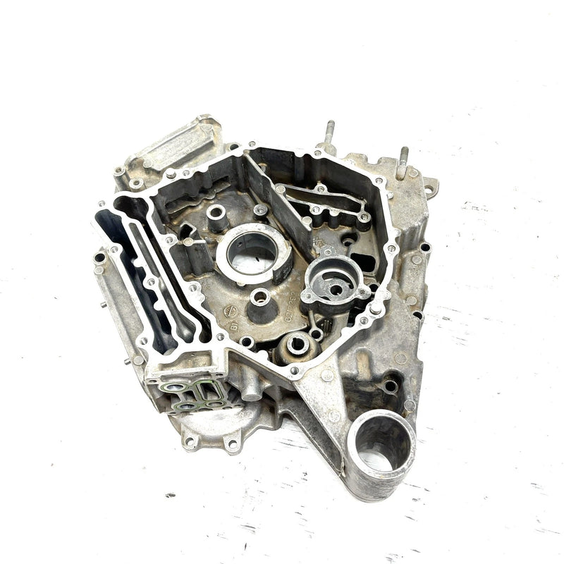 20-22 Can-Am Defender HD10 OEM Engine Crankcase 420686549 XB0.1