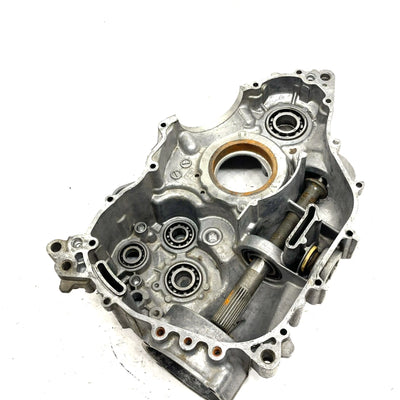 2002 Yamaha Big Bear 400 YFM400F 4x4 OEM Crankcase 4KB-15100-04-00 AY52