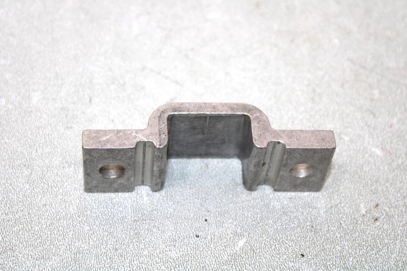 2009 Honda Trx680fga Oem Sway Bar Bushing Support 52308-HN8-000 AH23