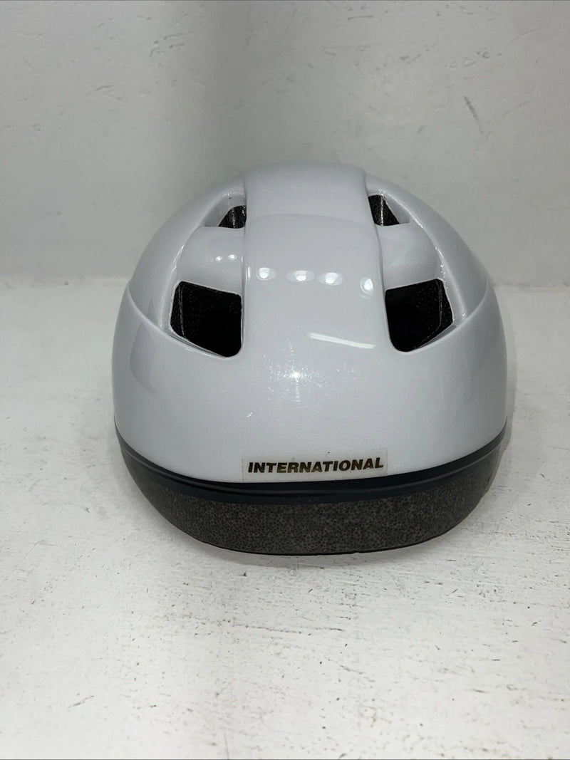New Women’s White IRH English Riding Helmet. 1056-17 Large. 12-98