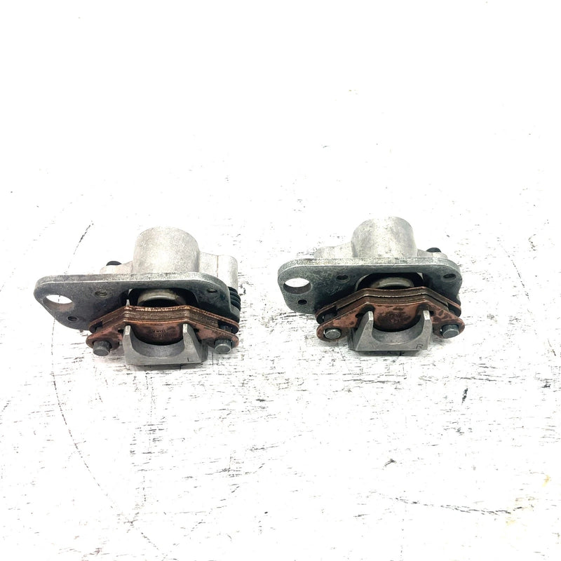 01-02 Polaris Magnum 325 4X4 OEM Front Brake Caliper Pair 1910547 AP246