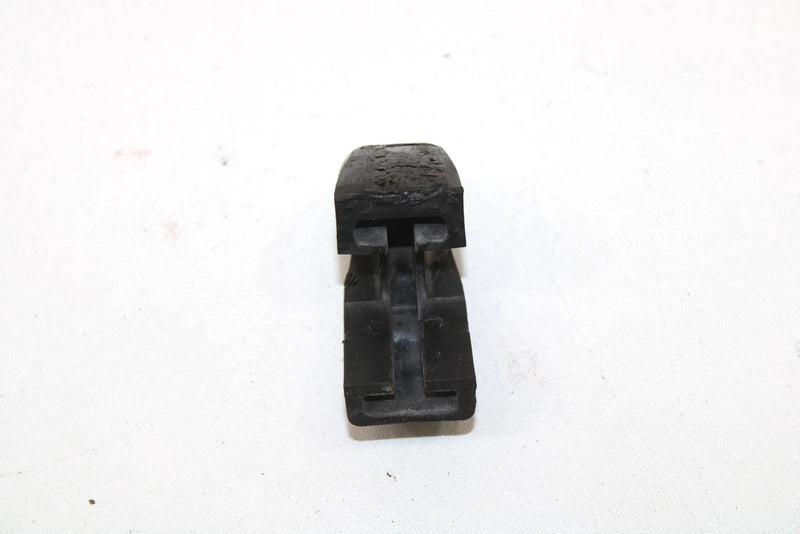 Polaris Oem Rear Suspension Black Plastic Skid Rail Cap 5434374 Q1346