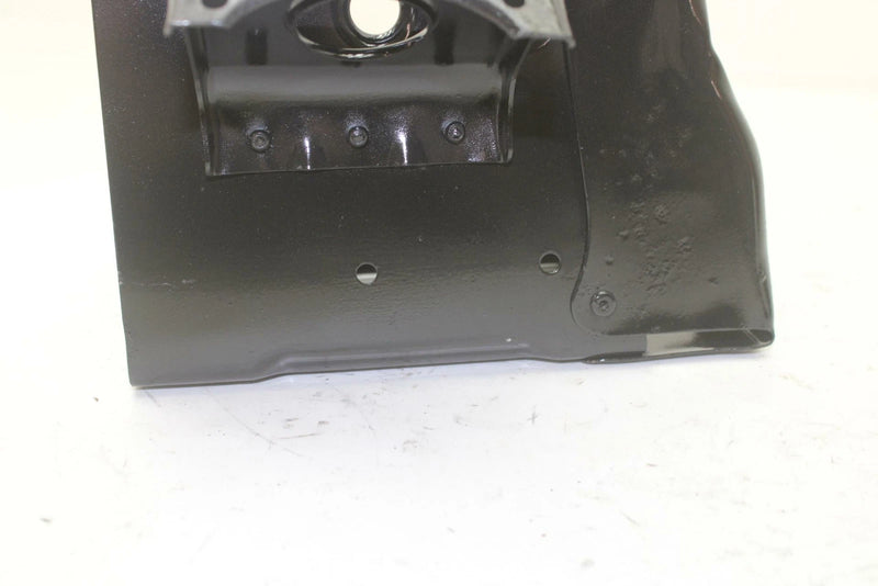89 Yamaha Phazer PZ480N OEM Fram Right Foot Well 83V-21910-01-00 SY52