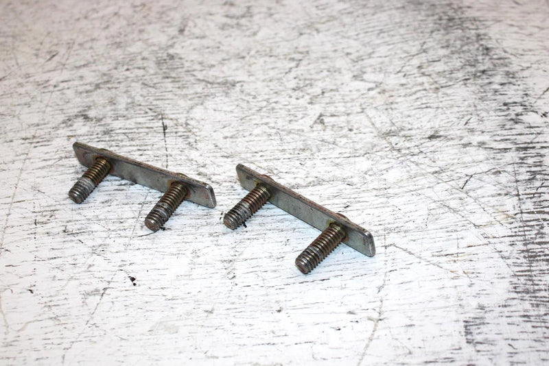 1999 Polaris 500 Indy Oem Front Bumper Support Stud Plate Pair 1012648 SP50