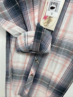 New Women’s Cumberland Pink Purple Plaid Long Sleeve Button Up XL GG-85