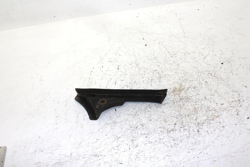 1995 Polaris Magnum 4x4 Oem Chain Guide 5430776 AP205