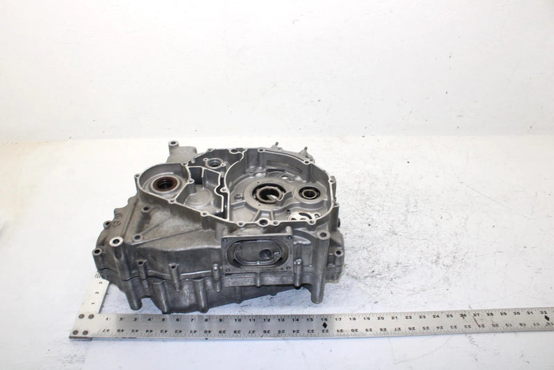 2002 Arctic Cat 375 Automatic (4x4 Green) Oem Crankcase 3402-580 AA29