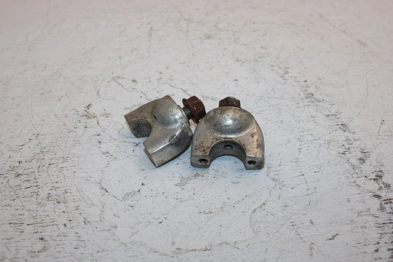 1982 Honda Atc200 Ea Big Red Oem Lower Handlebar Clamp Pair 95014-32100 AH64