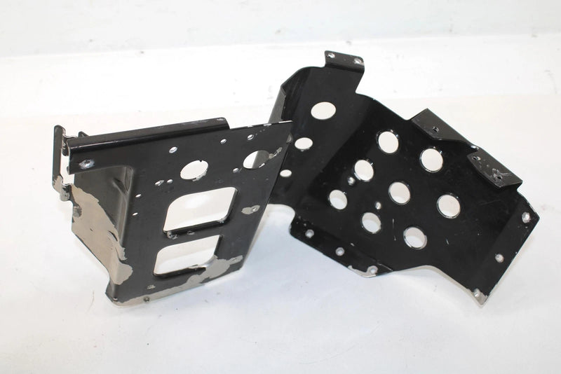 2004 Polaris 550 Classic Edge Oem Left Footrest 5245288-067 SP215