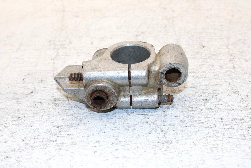 1990 Yamaha Phazer Ii Oem Front Right Suspension Bracket 84M-2377E-00-00 SY16