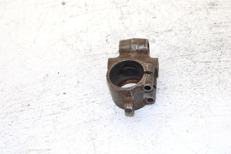 1989 Yamaha Phazer Oem Left Strut Bracket 8V0-2376E-01-00 SY13