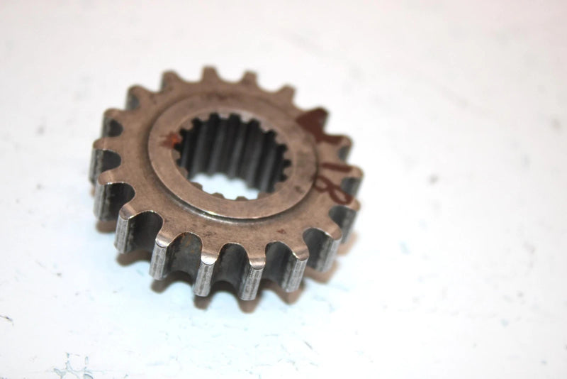 01 Kawasaki Prairie 300 Kvf300a 4x4 Oem 18T Drive Sprocket 39134-1059 AK7