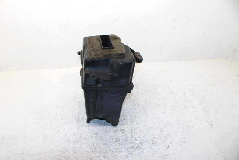 1996 Yamaha Vmax 600 Oem Airbox W/Cover 8AB-14431-00-00 SY29