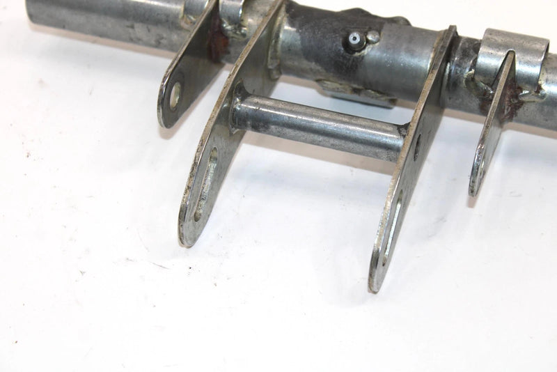 2002 Yamaha Sx Viper Oem Upper Skid Rail Bracket 8CR-47416-10-00 SY60